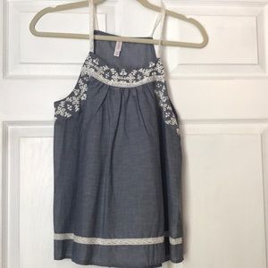 Worn once. Great condition.